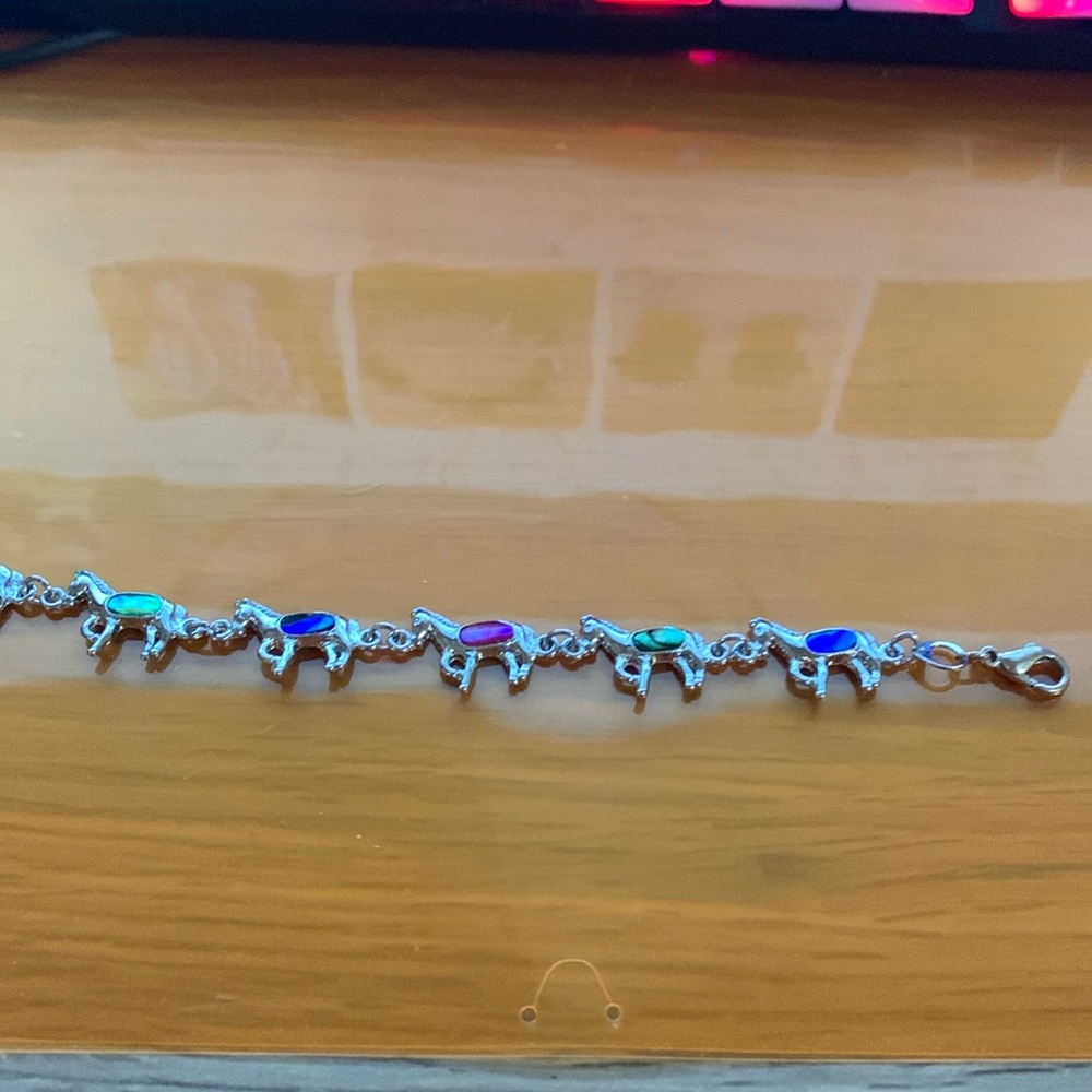 Horse bracelet 6”*